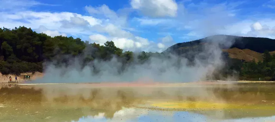 Visit Rotorua on a Flying Kiwi North Island tour